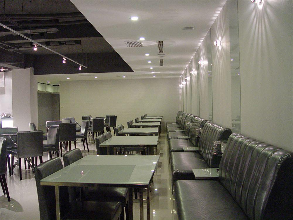 The Riverside Hotel Esthetics Kaohsiung Exterior photo
